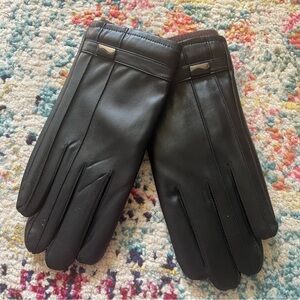 Womens gloves size L faux leather